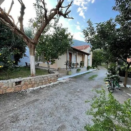 Maritina House * Poúlithra